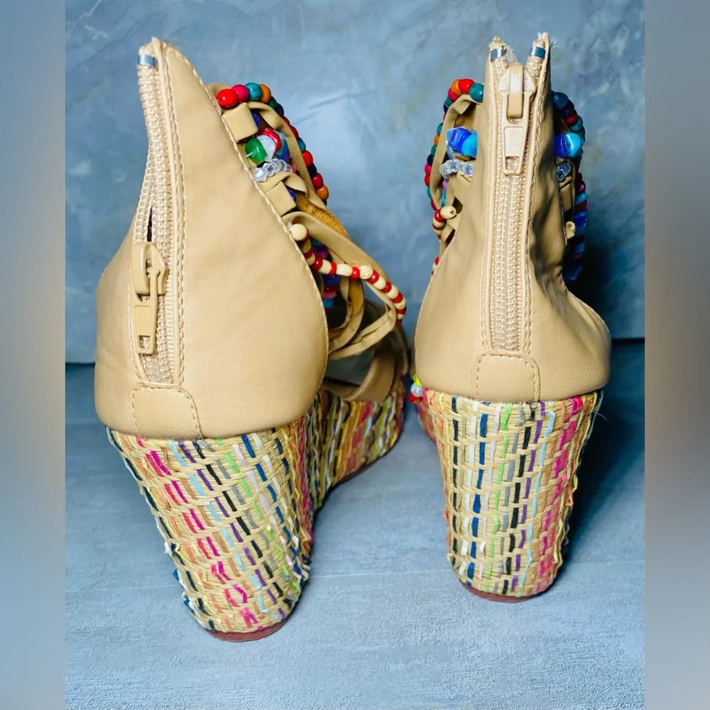 Get More Beauty Hobo Platform Wedges with Beads Across The Top‎ Size 9